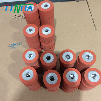 Rolos de alimentação de borracha resistentes à redução do ruído e ao desgaste para aplicações a altas temperaturas em máquinas de costura de costura