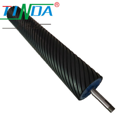 Rolo de borracha industrial de superfície lisa e resistente à abrasão para aplicações pesadas