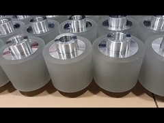 Roda de borracha de baixo nível de ruído com design personalizado de aço inoxidável